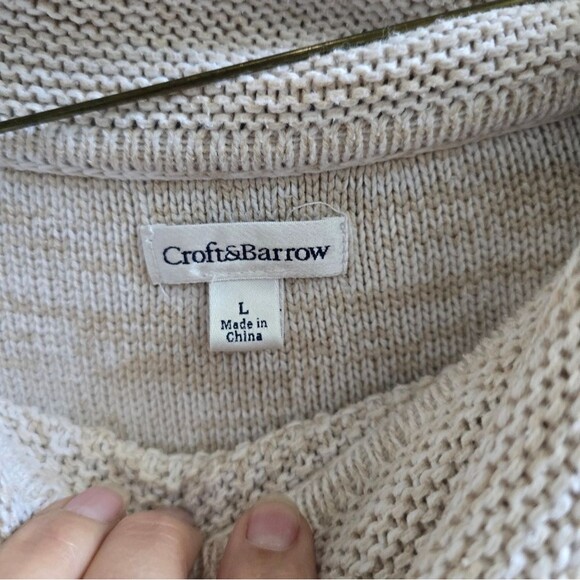 Croft&Barrow light tan crowl neck sweater size large - Picture 3 of 3